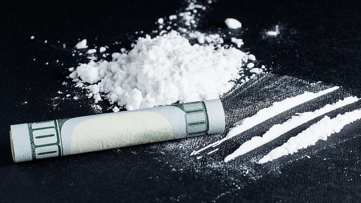 مسمومیت گروهی دانشآموز با کوکائین
