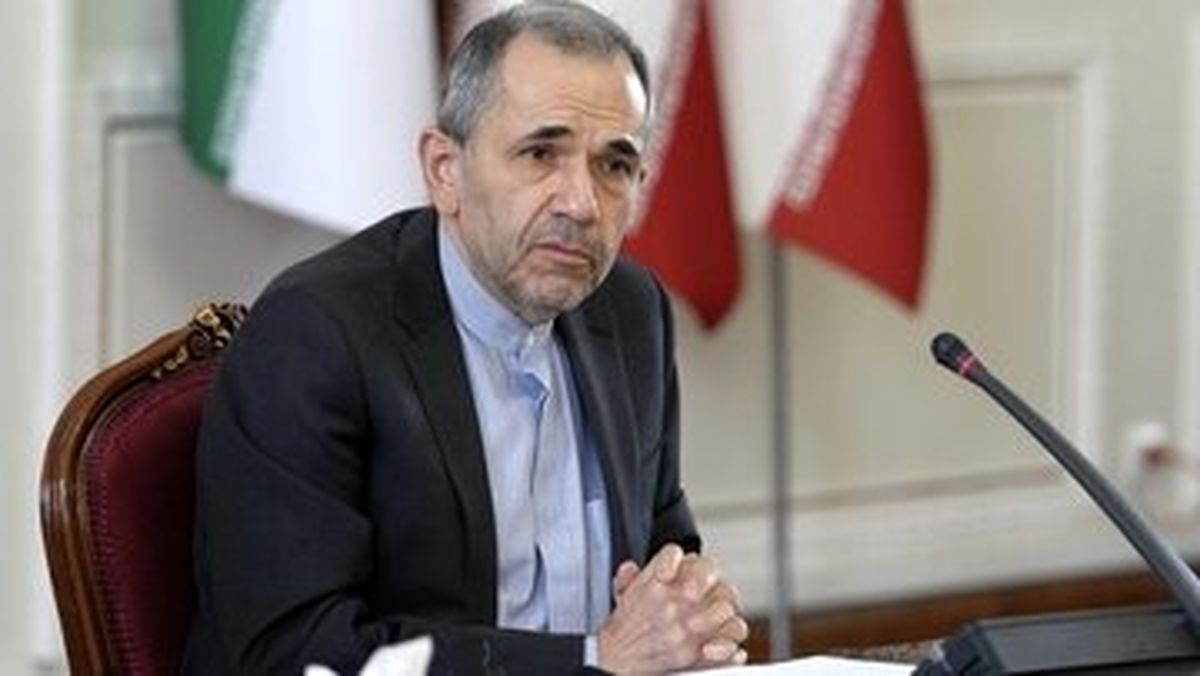 تختروانچی دفتر یادبود درگذشت پاپ فرانسیس را امضا کرد
