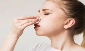 تفاوت رنگ مخاط بینی در سرماخوردگی و آلرژی فصلی


