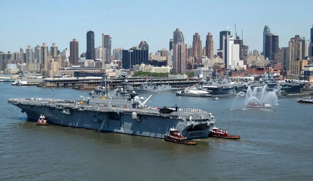 مرگ تفنگدار آمریکایی پس از سقوط از ناو جنگی