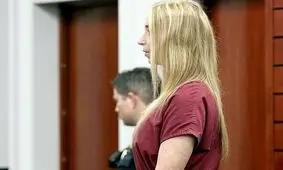 ده سال زندان برای معلمی که از شاگردش بچه‌دار شد