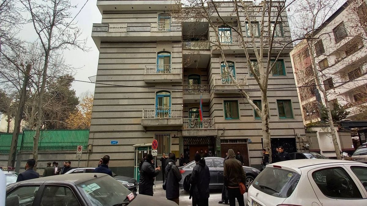 هشدار تند نورنیوز برای دولت آذربایجان/ تروریستهای شاهچراغ از این کشور آمده بودند؟