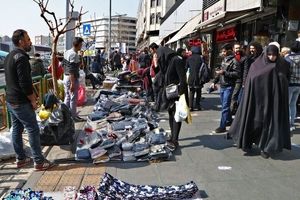 اجاره ۶۰ میلیون تومانی پیاده رو‌ها در اطراف پارک لاله