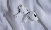 آیا استفاده از هدفون در هنگام خواب بی‌خطر است؟