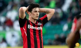 ملاقات سردار آزمون با خواننده سرشناس ایرانی/ عکس