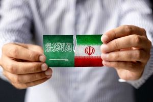 معامله در پکن بین ایران و عربستان یک خطای فوق راهبردی بود/ ویدئو