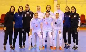 عجیب‌ترین بازی تیم زنان؛ ۲ تیم و یک مربی!