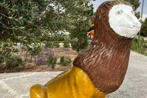 عکسی که از شاهکار عجیب شهرداری رشت وایرال شد 