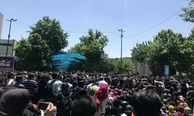 روایت روزنامه کیهان از درگیریهای اخیر در دانشگاه ها؛ تقابل فرزندان اصیل ایران با پادو‌های اجاره‌ای بود

