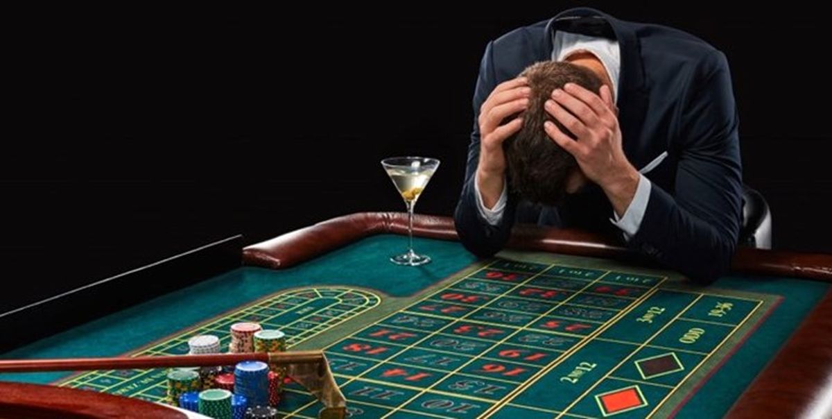 غافلگیری قماربازها در پاتوق پر از پول