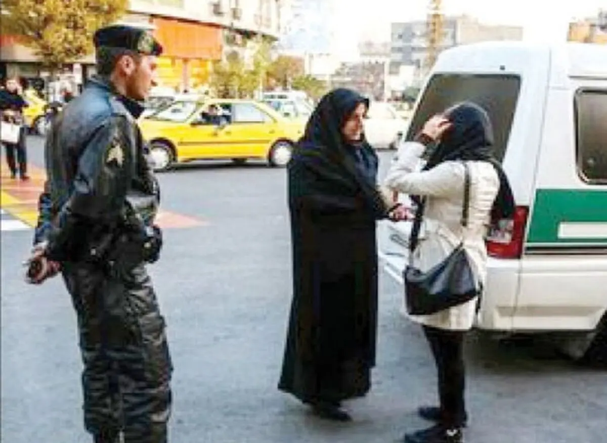 کیهان: پزشکیان 14سال پیش طرفدار گشت ارشاد بود، امروز می گوید قانون حجاب را امضا نمی کنم


