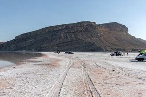 ۹۵ درصد دریاچه ارومیه خشک شد/ عکس

