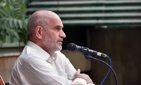 فارغ‌التحصیلان دانشگاه‌ها را مجانی تقدیم کشورهایی می‌کنید که به آنها استکبار جهانی می‌گویید
