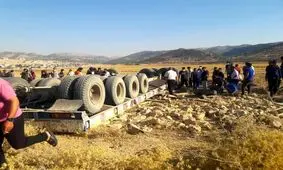 واژگونی تریلر در محدوده پلیس راه "یاسوج - شیراز"