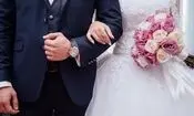 عروس و داماد مشهدی با پرچم معروف ایران در بلوار احمدآباد عکس گرفتند/ عکس