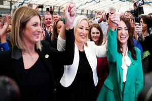 زلزله سیاسی در ایرلند شمالی با پیروزی تاریخی حزب شین‌فین در انتخابات پارلمانی