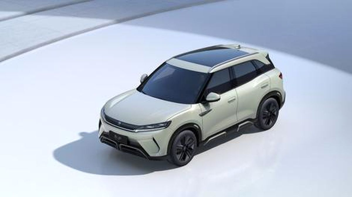 BYD یوان آپ : این کراس اوور 14 هزار دلار ارزش دارد/ تصاویر