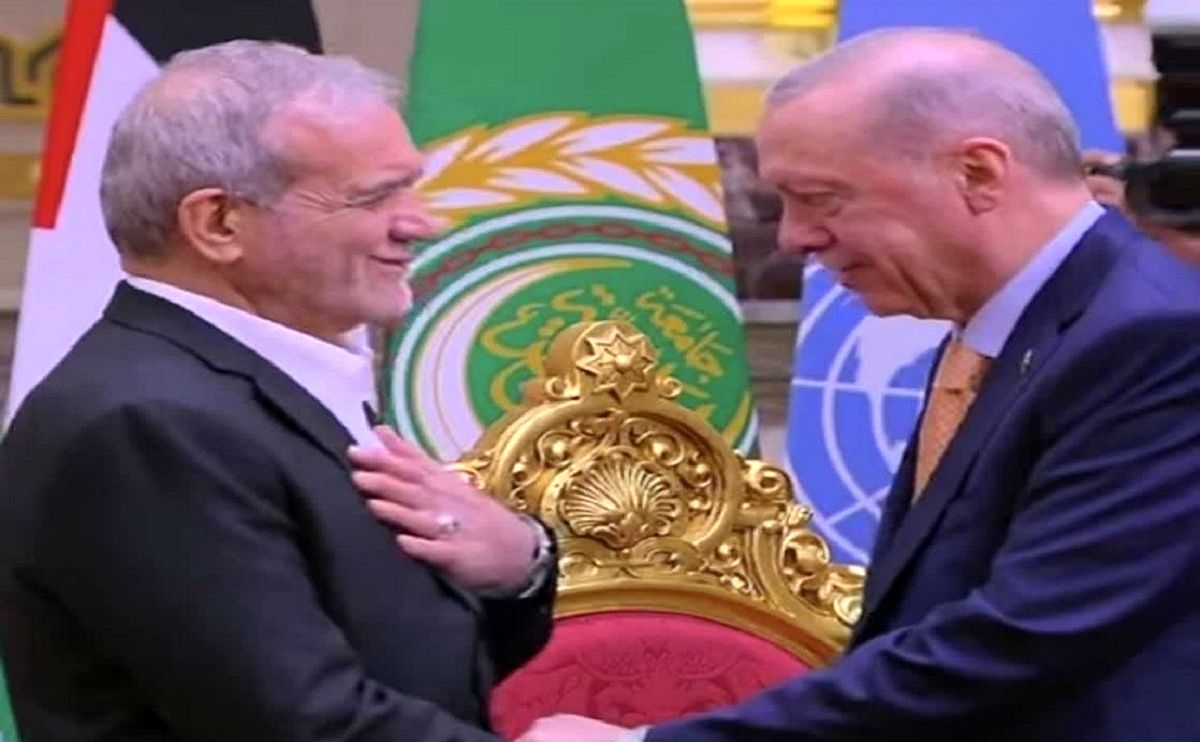 حواشی یک تصویر؛ چرا احترام گذاشتن پزشکیان به اردوغان جنجالساز شد؟