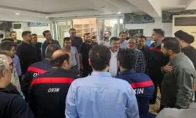 کارگران اکسین خالق حماسه‌های بی نظیر هستند/ جمعه پای صندوق های رأی حضور حداکثری خواهیم داشت
