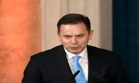 دولت پرتغال سقوط کرد

