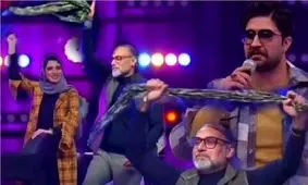 اجرای آهنگ معروف گل بهاری از علیرضا افتخاری در برنامه صداتو/ ویدئو