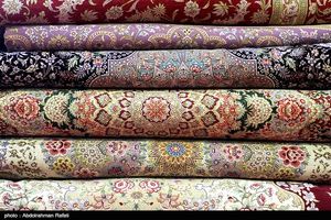 مددجویان استان اردبیل ۷۰۰۰ مترمربع فرش دستبافت تولید کردند