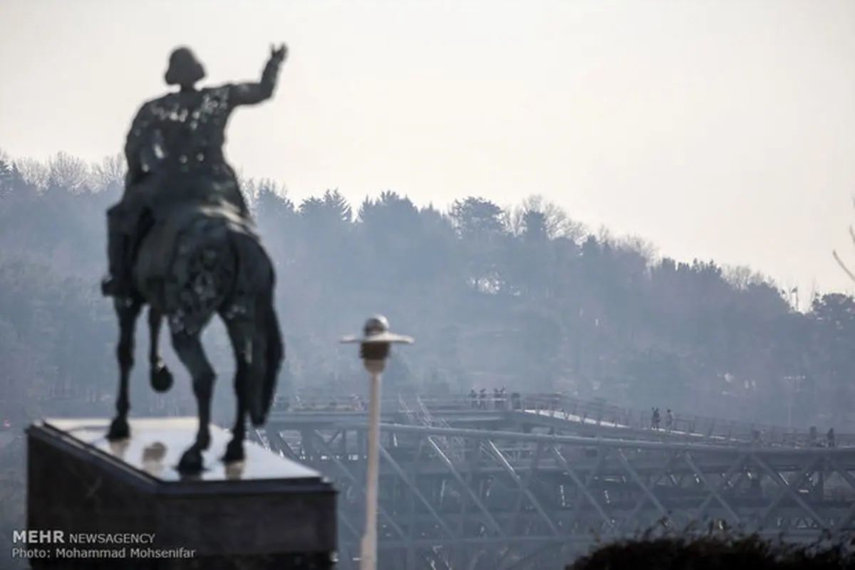 هوای ناسالم تهران برای گروه‌های حساس/پایتخت در مرز سلامت