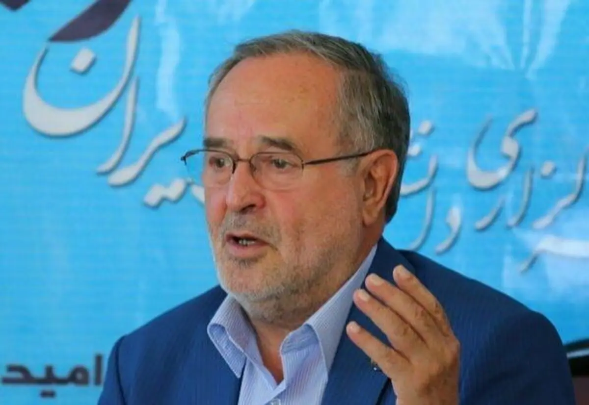 نماینده تبریز در اعتراض به دادستان:چطور روزنامه‎نگاران را بازجویی می کنید،اما مقامات مرتبط با قاچاق را نه؟