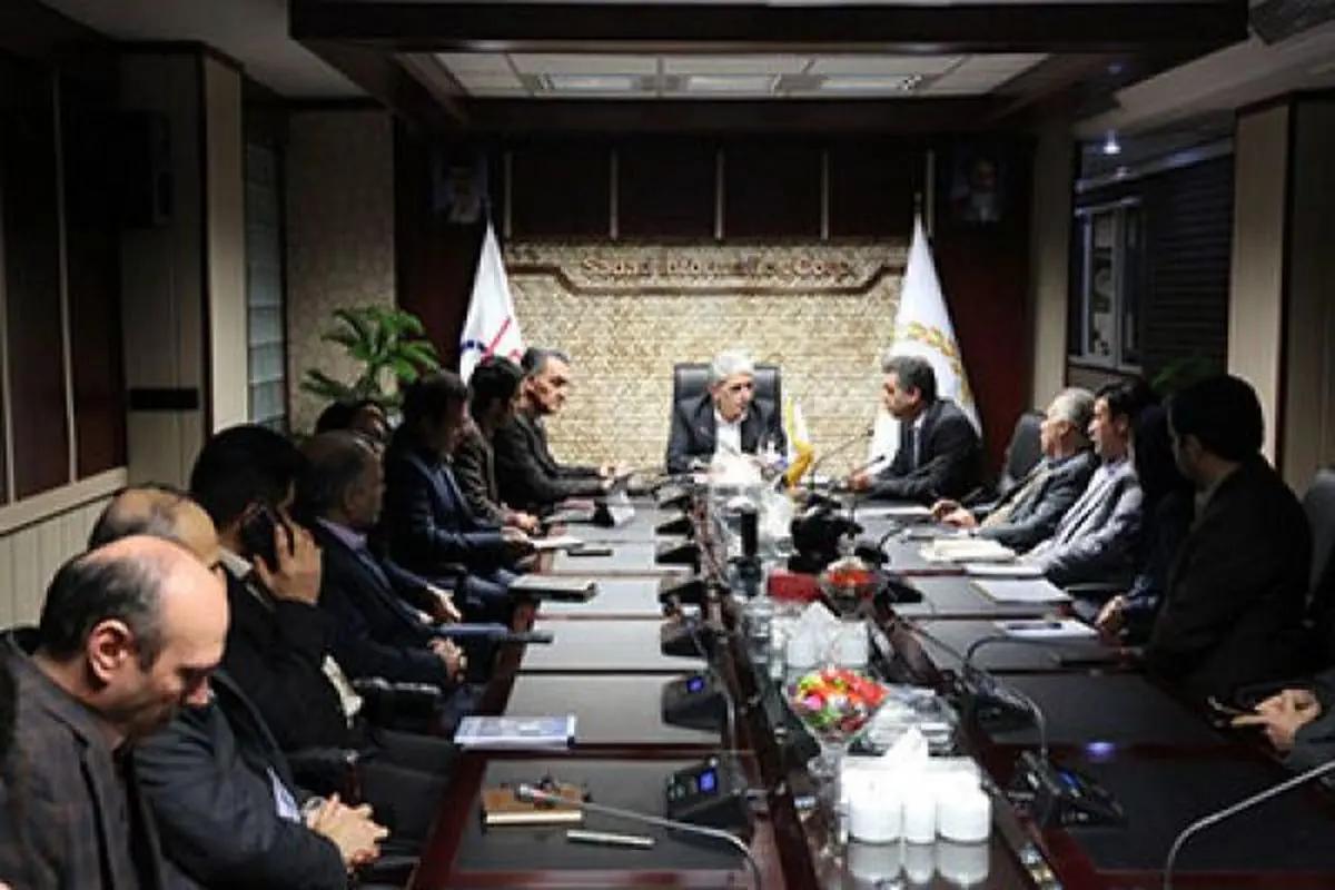 تاکید مدیرعامل بانک ملی ایران بر لزوم توسعه خدمات الکترونیکی