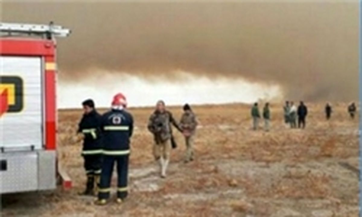 پرواز هواپیمای آبپاش از تهران به سمت تالاب میقان اراک