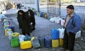 توزیع نفت رایگان در مناطق زلزله‌زده