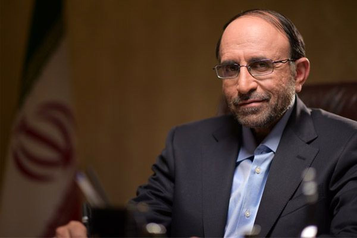 مجلس ممنوعیت واردات خودرو را بررسی میکند / افزایش قیمت بدون افزایش کیفیت معنا ندارد