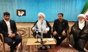 قهرمان کسی هست که بر نفس خود غلبه کند