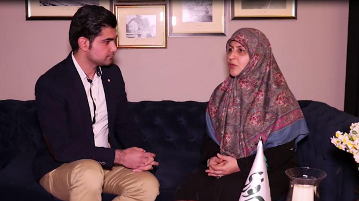 اهمیت مدیریت فضای مجازی برای دادن آگاهیهای بیشتر به مردم