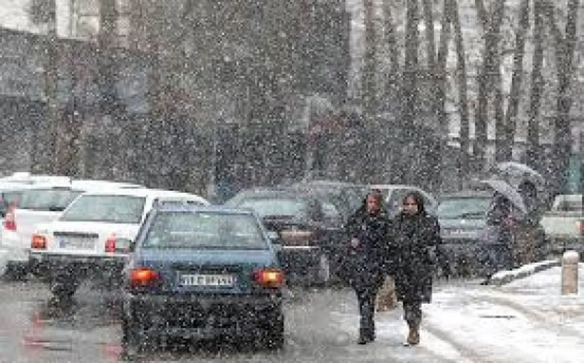 بارش برف و باران در محورهای چند استان