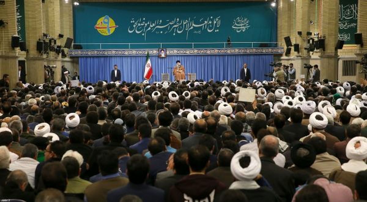 نمیشود که انسان یک دهه همه کاره کشور باشد، بعد تبدیل شود به مخالف خوان کشور/ اینها تقوا ندارند