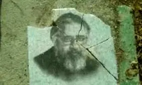 تخریب سنگ قبرهای هنرمندان ادامه دارد