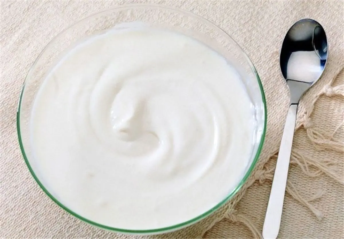 خوردن دوغ و ماست همراه با غذا موجب بیماریهای مفصلی و سوء‌هاضمه می‌شود