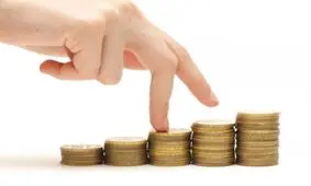 ریزش ۸۰۰۰ میلیاردی سپرده‌گذاری بعد از کاهش نرخ سود