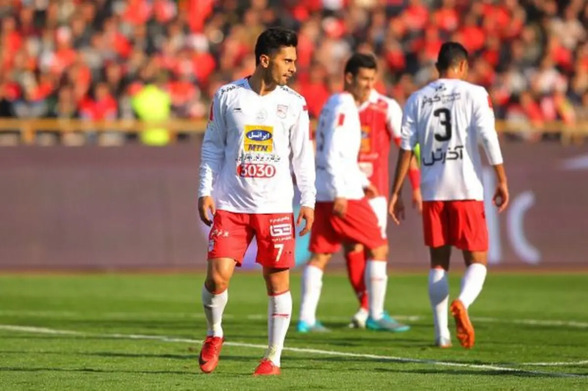 ستاره پرسپولیسی بازی با استقلال را از دست داد