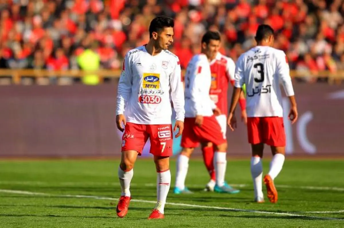 ستاره پرسپولیسی بازی با استقلال را از دست داد