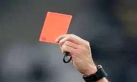 حمله یک فوتبالیست، جان داور مکزیکی را گرفت