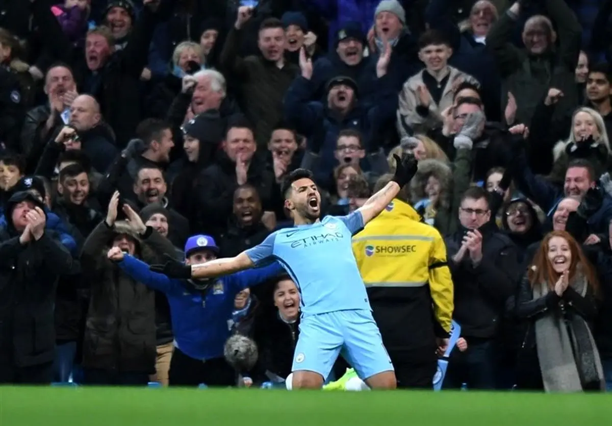 توقف لیورپول در شب پیروزی منچسترسیتی ۱۰ نفره