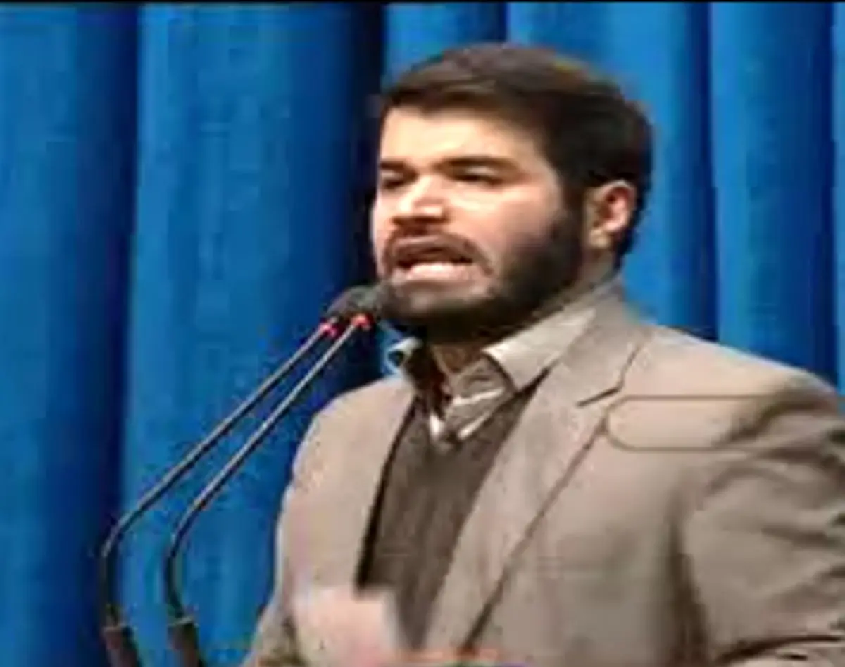 شعرخوانی حماسی میثم مطیعی در نماز جمعه امروز تهران /در این مسیر به سرمنزل سفر نرسیم، اگر به داد دل خونِ کارگر نرسیم!/فیلم