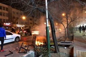 سازنده اعتراضات ایران تل آویو، واشنگتن و ریاض هستند