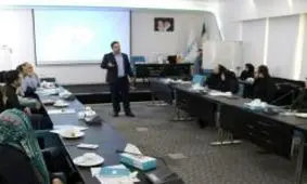 برگزاری کارگاه تخصصی بیمه های عمر و سرمایه گذاری در شعبه ممتاز مرکزی