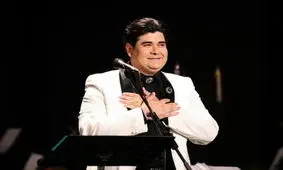 سالار عقیلی با زلزله‌زدگان همراه شد