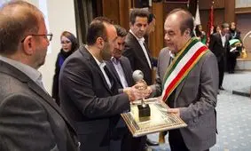 انتخاب مدیرعامل شرکت سرمایه‌گذاری پارس‌آریان به‌عنوان مدیر شایسته ملی