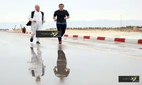 تصویری منتشر نشده از ورزش کردن آیت الله هاشمی به همراه یاسر