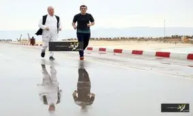 تصویری منتشر نشده از ورزش کردن آیت الله هاشمی به همراه یاسر